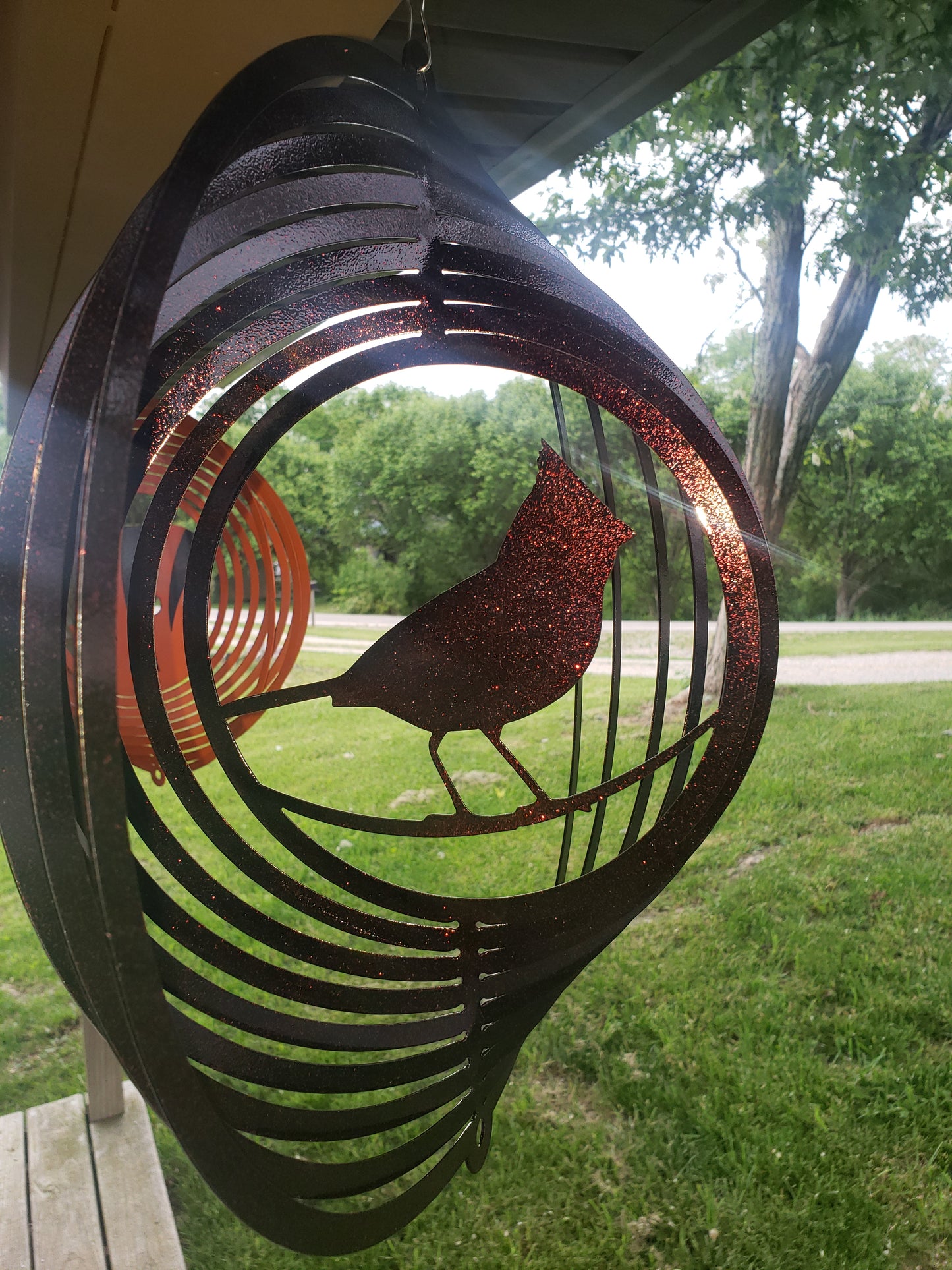 Cardinal wind spinner