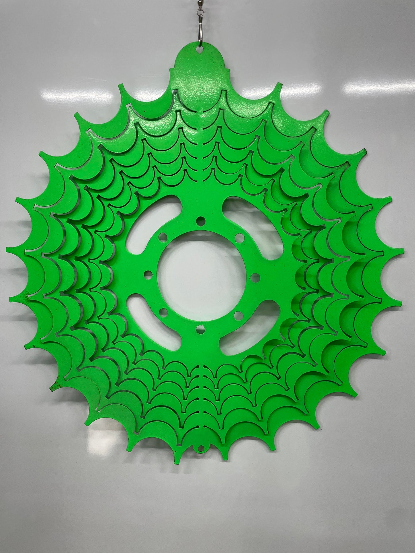 12 inch sprocket wind spinner